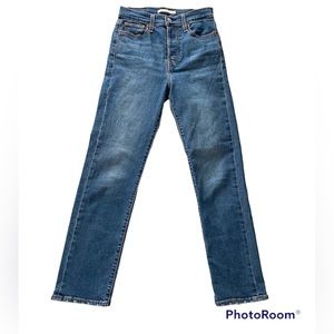 Levi’s Wedgie Straight Leg Hidden Button Fly Jeans Size 26